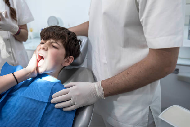 Best Emergency Gum Treatment in Grand Ledge, MI